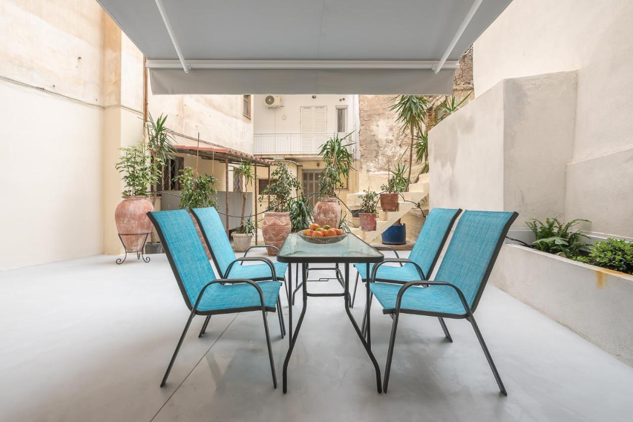 Apartamento The Courtyard Oasis Atenas Exterior foto