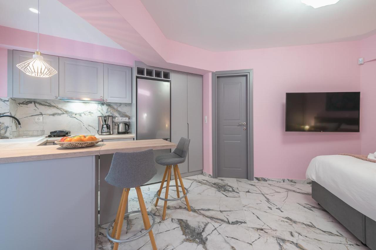 Apartamento The Courtyard Oasis Atenas Exterior foto