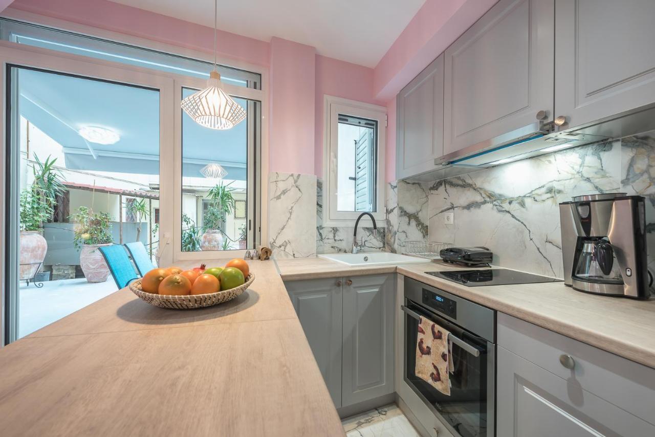 Apartamento The Courtyard Oasis Atenas Exterior foto